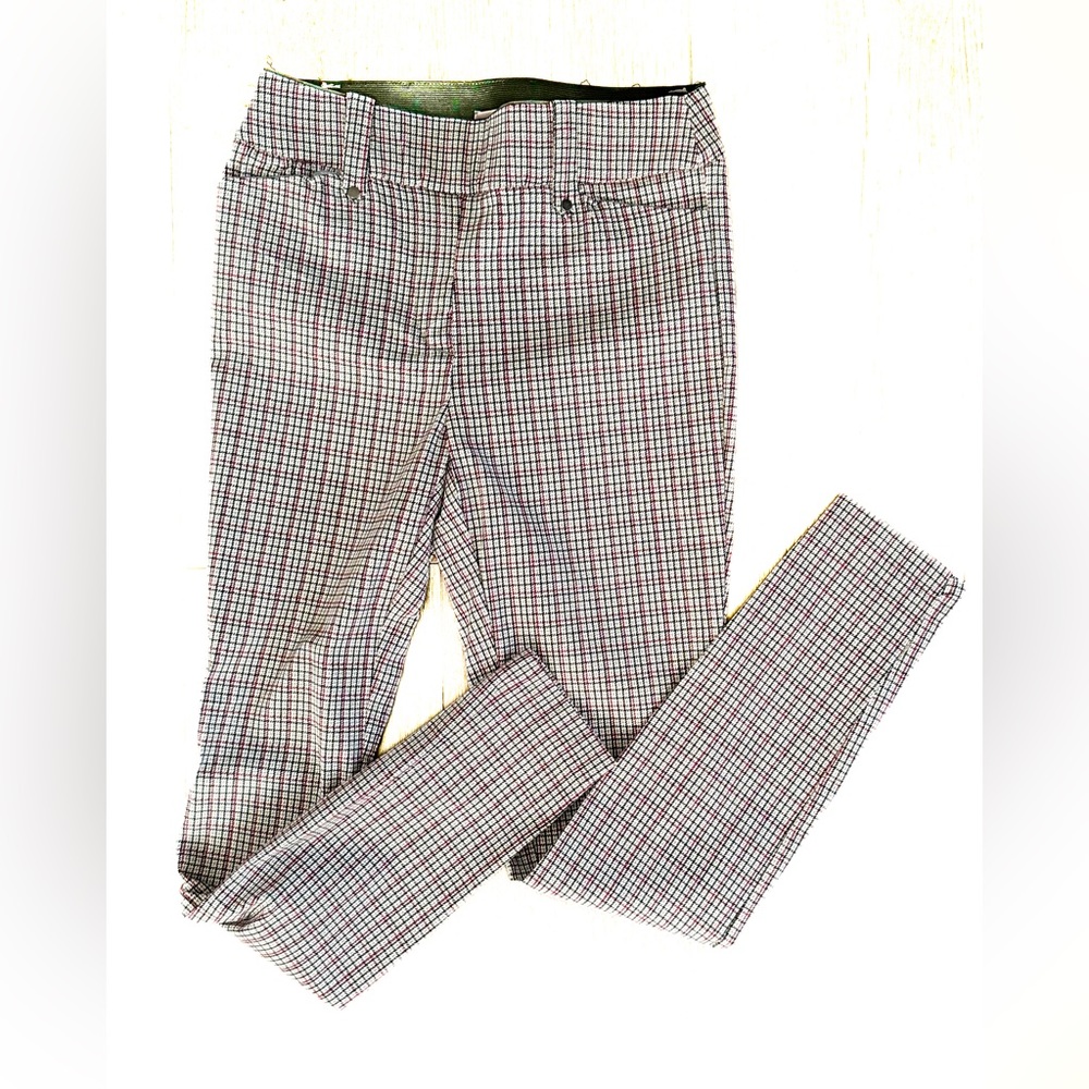 NWOT Maurices Skinny Dress Pants (xsmall)